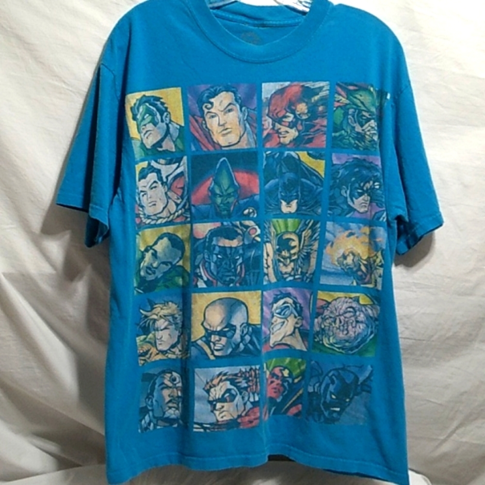SALE! Vintage DC Comics Tee Sz.L Has Been Loved